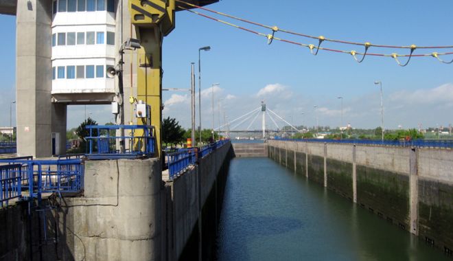 Modernizarea ecluzelor canalelor navigabile a obținut finanțarea pentru faza a II-a - modernizareaecluzelor-1527180298.jpg