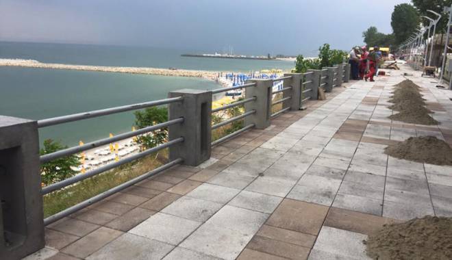 Modernizarea promenadei din Eforie Nord, aproape de final - modernizareapromenadeieforie2-1434732594.jpg
