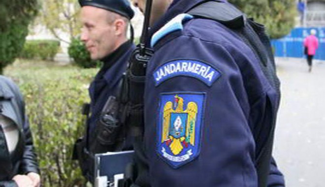 Moment aniversar la jandarmii constănțeni - momentaniversarjandarmi-1399569131.jpg