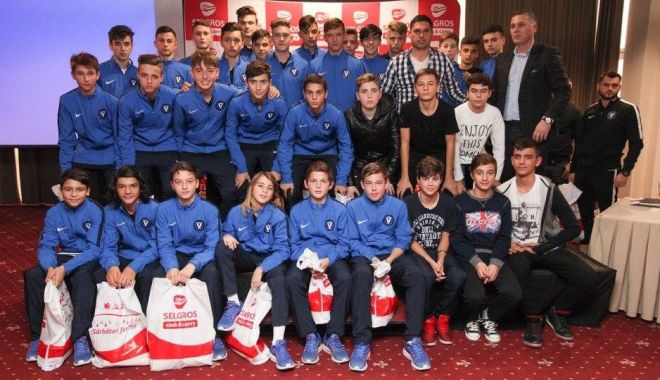 Moment festiv pentru juniorii Academiei 