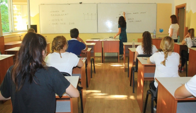 Momentul adevărului!  Începe bacalaureatul 2017 - momentuladevaruluibac-1496670741.jpg