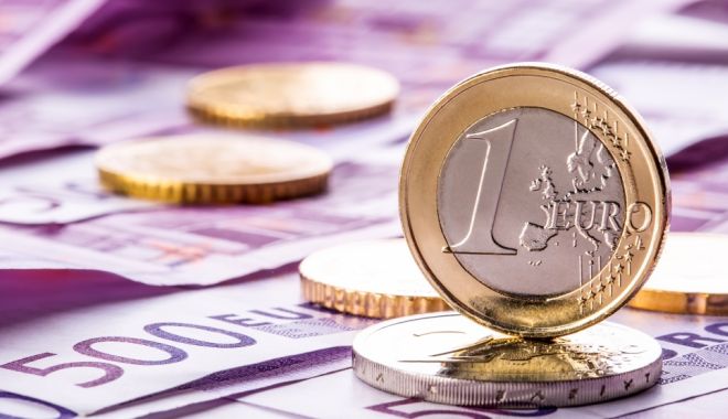 Când trece România la EURO? Anunțul ministrului Teodorovici - monedaeuro-1541165118.jpg