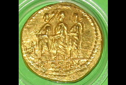 Monede dacice de aur, găsite la Constanța - monedeaur-1330274021.jpg