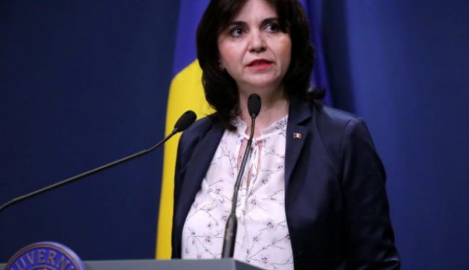 Bacalaureat 2020. Ce se va întâmpla cu elevii care își dau examenele în etapa specială - monicaanisiefotogovro640x400-1591551384.jpg