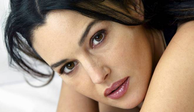Informația zilei pentru fanii actriței Monica Bellucci - monicabellucci20oct-1445417388.jpg