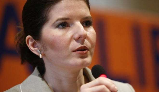 Monica Ridzi, fostul ministru al Tineretului, va fi ELIBERATĂ din închisoare - monicaiacobridzi15753900-1511350105.jpg