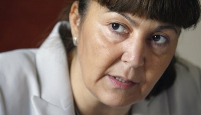 PDL a audiat 60 de persoane în funcții publice - monicamacovei-1317982114.jpg
