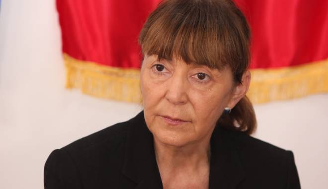 Monica Macovei: 