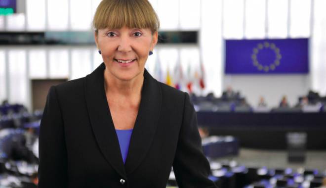 Cererea de înregistrare a partidului M10, admisă de instanță - monicamacoveieu847x477-1436448922.jpg