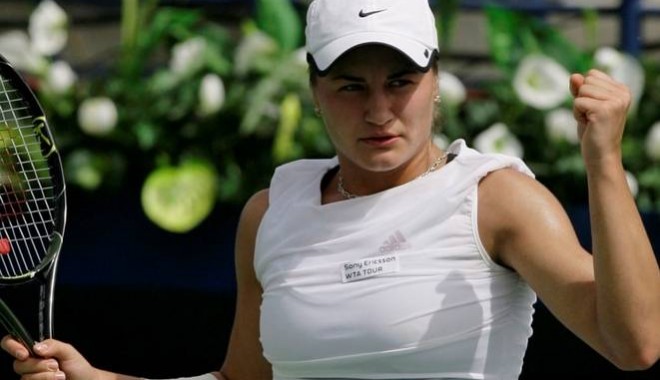 Tenis / Monica Niculescu, eliminată de Na Li în sferturi la Shenzen - monicaniculescu-1388660067.jpg