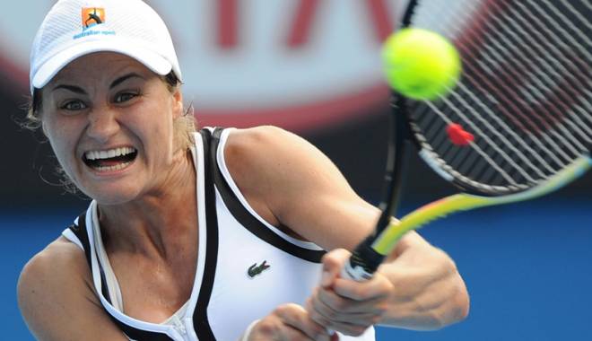 Monica Niculescu,  în finala de dublu  a turneului de la Shenzhen - monicaniculescu-1452193148.jpg