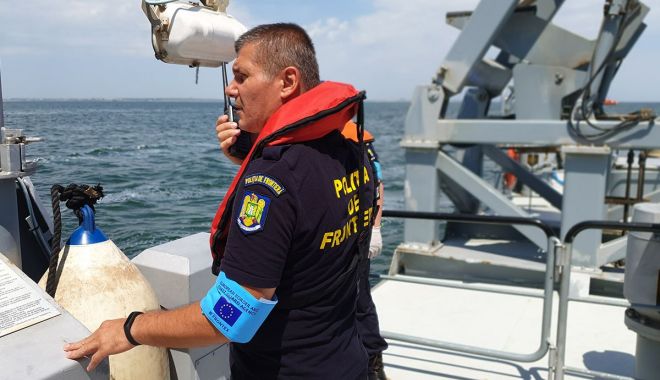 Polițiștii de frontieră în misiune. Monitorizare nave, controale și exerciții maritime la Marea Neagră - monitorizare2-1560972478.jpg