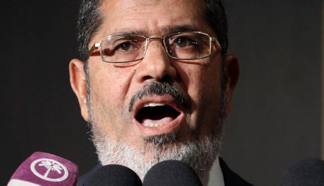 Morsi i-a amnistiat pe susținătorii revoluției arestați din 2011 - morsi-1349789695.jpg