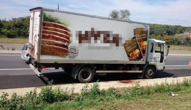 Aproximativ 50 de refugiați au fost găsiți morți într-un camion în Austria - mort-1440681817.jpg