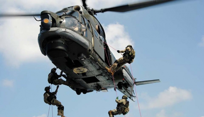 Elicopter PRĂBUȘIT în Marea Neagră. Un militar A MURIT - mort-1497019025.jpg