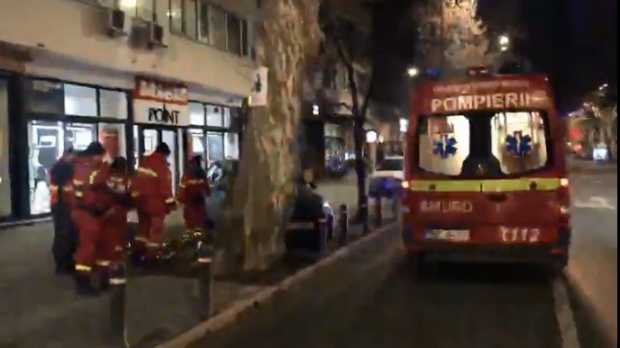 Cadavru găsit în fața unui bloc. Poliția a dechis dosar de MOARTE SUSPECTĂ - mortdorobanti78145000-1516452611.jpg