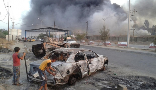 Coaliția bombardează podurile  din Mosul - mosul-1480601383.jpg