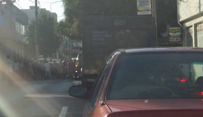 Motociclist rănit într-un accident - moto-1441033942.jpg