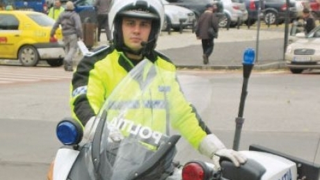Constanța: Polițist accidentat în misiune |VIDEO - moto88102300-1313729092.jpg