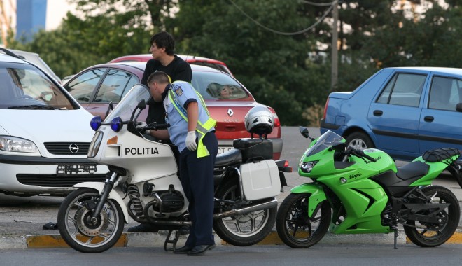 Atenție, șoferi! Mai multe bulevarde din Constanța, ÎNCHISE - motocicletepolitieamenda13-1408001857.jpg