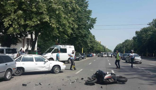 Motociclist rănit într-un accident pe bulevardul Lăpușneanu - motociclistranit-1434358475.jpg