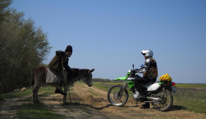 Cocoșul lovit și omul cinstit - motor-1334957449.jpg