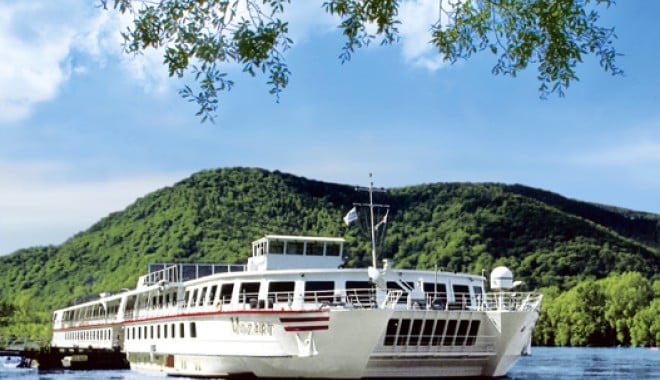 Navele fluviale de pasageri nu mai vin la Constanța - mozartmrgb-1310489622.jpg