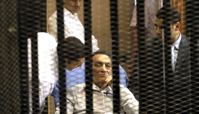 Mubarak, achitat în procesul vizând implicarea în uciderea participanților la protestele din 2011 - mubarak-1488722193.jpg