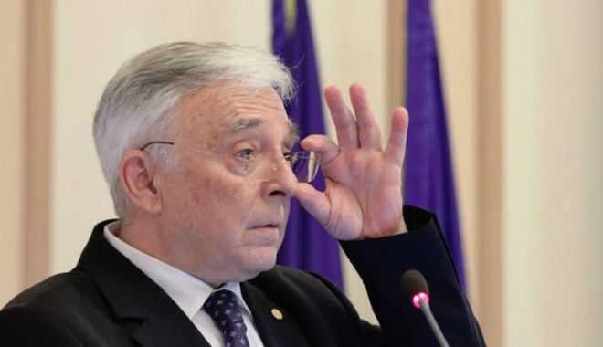 Isărescu despre un nou mandat la BNR: Din când în când trebuie să mă uit la buletin