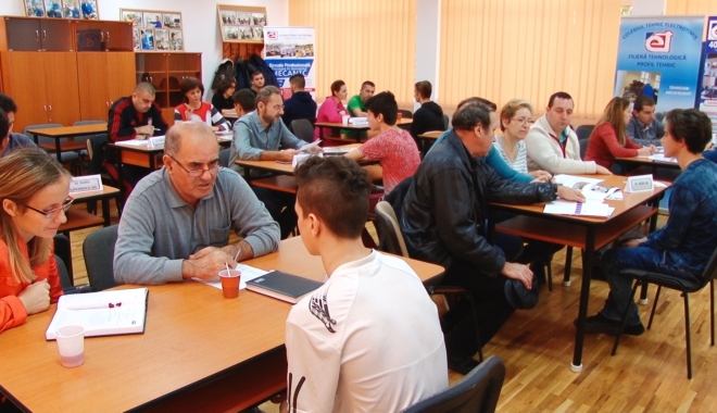 Ce oferte de muncă sunt disponibile astăzi pentru șomeri - munca11-1509629119.jpg