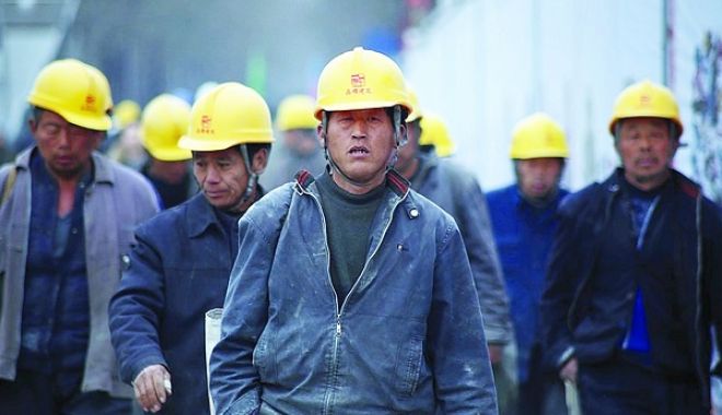Unul din cinci muncitori străini aduşi de companii fuge în vestul Europei la scurt timp