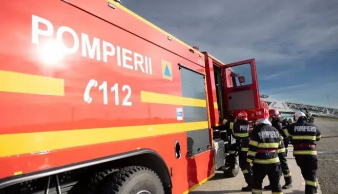 Un elev de clasa a VIII-a a venit cu muniție la școală. Unitatea de învățământ, evacuată de urgență