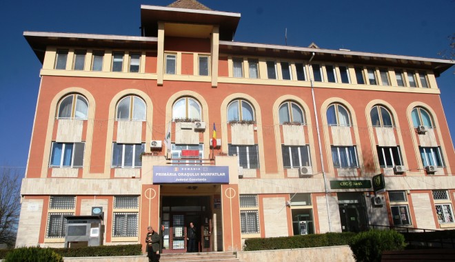 Constituirea consiliului local Murfatlar, amânată din cauza unor neînțelegeri - murfatlarbasarabiprimaria5-1340958919.jpg