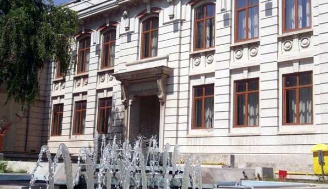 Expoziție în cinstea lui Ovidius - muzeuldearta1370614652-1511271627.jpg