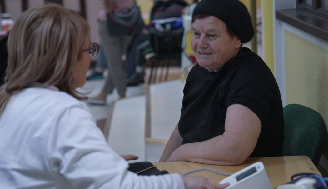 Testări medicale gratuite în comuna Chirnogeni, în cadrul caravanei pentru depistarea bolilor oncologice