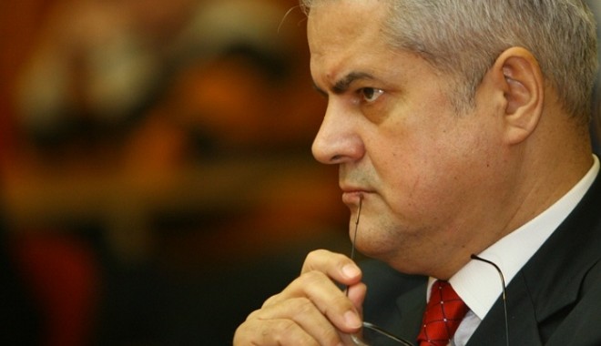 Adrian Năstase rămâne în Barou - nastase-1382360004.jpg