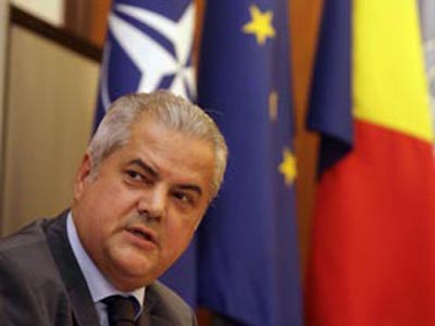 Noua Republică cere ca Adrian Năstase să aibă parte de un regim strict de detenție - nastase1-1345499781.jpg