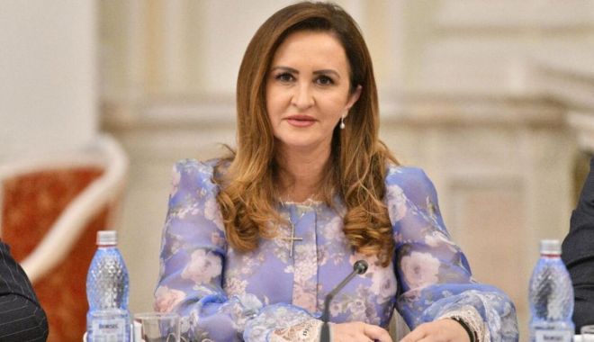 Natalia Intotero: Mamele minore beneficiază de o bursă 700 de lei dacă merg la şcoală