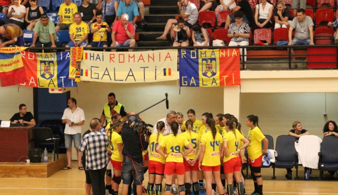 Handbalistele U19 atacă podiumul la Campionatul European - nationala-1501088231.jpg