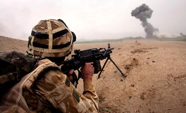 Cinci morți într-un atac care a vizat militarii NATO din Afganistan - nato-1333572741.jpg