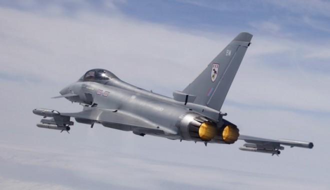 NATO își va intensifica zborurile de supraveghere deasupra României și Poloniei - nato-1397661155.jpg