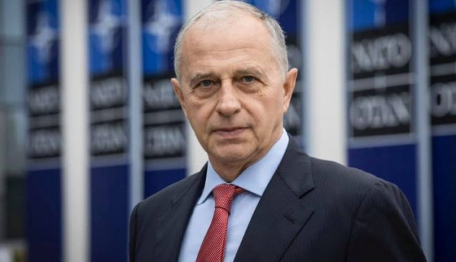Geoană mai stă la NATO: Mandatul de secretar general adjunct i-a fost prelungit până în octombrie 2023 - nato-1634392739.jpg