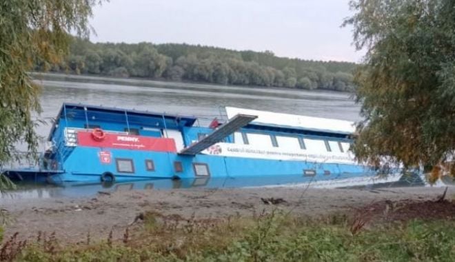 Tulcea: Ranfluarea vasului fundației Sera va consta cel puțin 10.000 de euro, susține directorul DGASPC - nava-1634315709.jpg