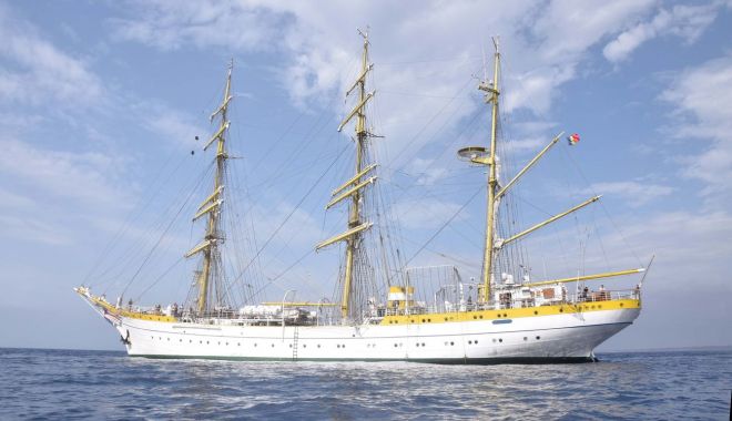 Nava-şcoală „Mircea” pleacă în marș de instrucție, cu escale în cinci porturi europene - nava-1647936269.jpg