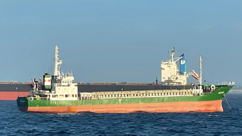 Căutarea celor trei marinari sirieni dispăruţi în urma naufragiului în Marea Neagră a fost suspendată - nava-1716192579.jpg
