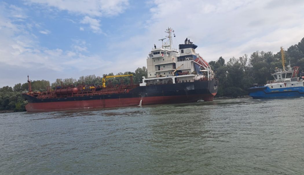 Intervenţie de urgenţă! O navă a eşuat la Sulina. Ce s-a întâmplat cu echipajul