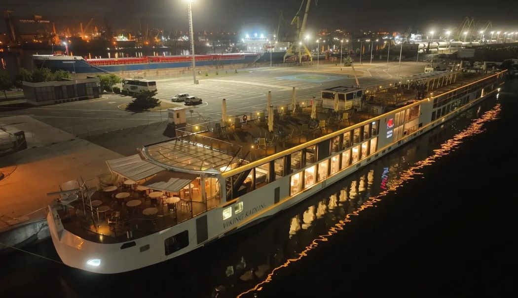 Trei nave de pasageri, în portul Constanța în acest weekend - nava-pasageri-1722687060.jpg
