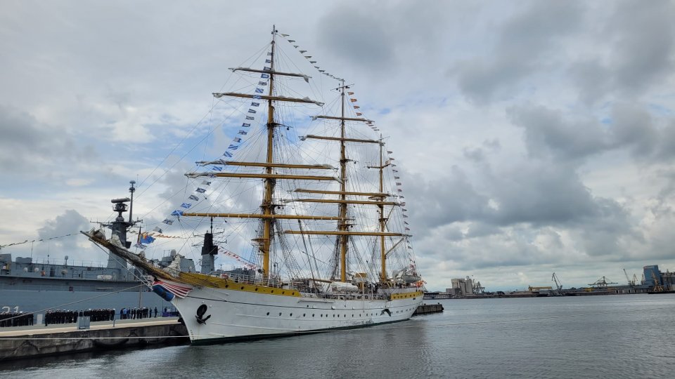Nava-şcoală ”Mircea” pleacă într-un nou marş internaţional de instrucţie pe Marea Mediterană