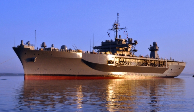Navă americană, în escală pentru 5 zile în Portul Constanța - navaamericana-1476461704.jpg
