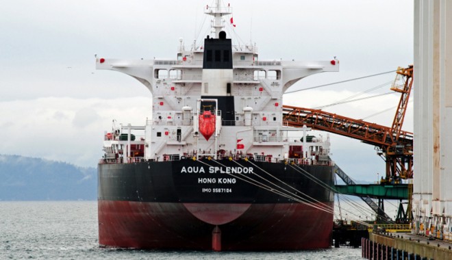 Incident de pilotaj la gura portului Constanța, cu o navă de 175.585 tdw - navaaquasplendor-1383681780.jpg